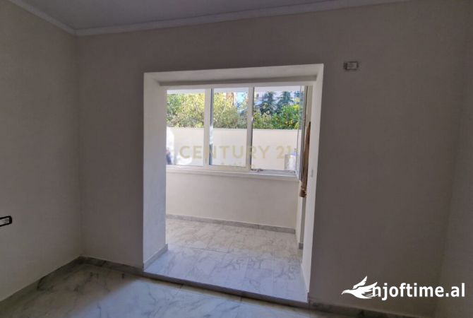 Apartment for rent in Tirana 1+1, Emty