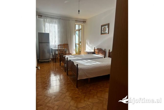 Shtepi me qera 1+1 ne Tirane - 550 Euro