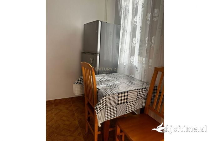 Shtepi me qera 1+1 ne Tirane - 550 Euro