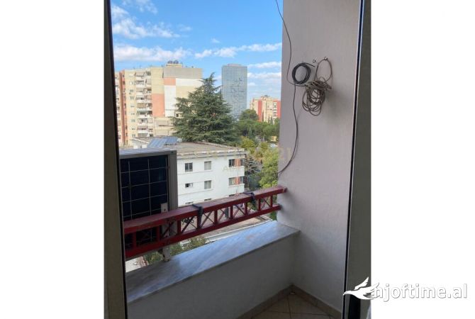 Shtepi me qera Duplex(shtepi me 2 kate) ne Tirane, 2+1, Mobilimi E mobiluar, Pagesa 600  Euro.