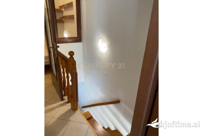 Shtepi me qera 2+1 ne Tirane - 600 Euro