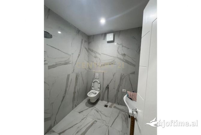 RRUGA E ELBASANIT, JAPIM ME QIRA GODINE PER ZYRA