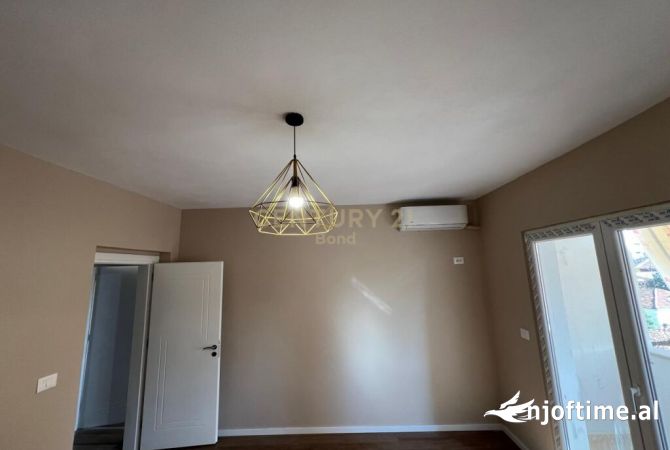 Shtepi me qera 1+1 ne Tirane - 850 Euro