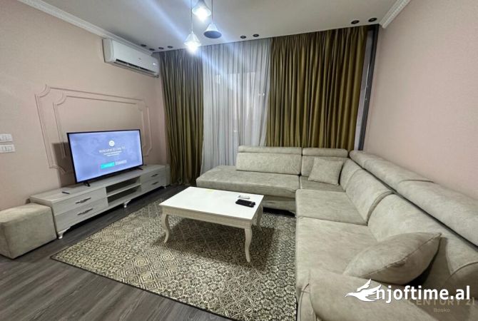 Shtepi me qera 2+1 ne Tirane - 750 Euro