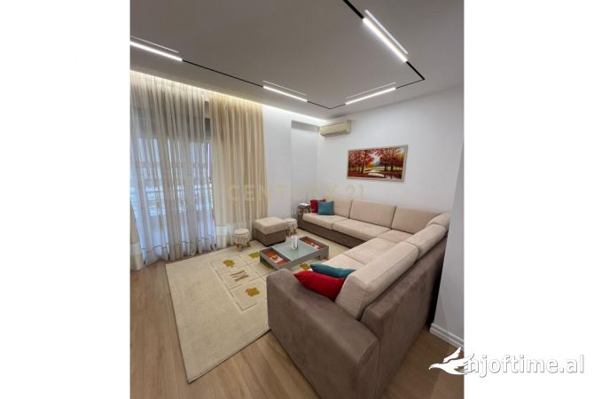 Shtepi me qera 2+1 ne Tirane - 1,200 Euro