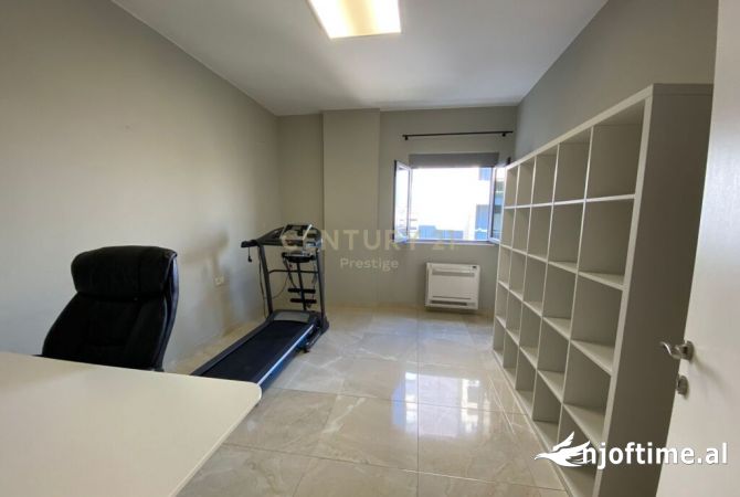 Shtepi me qera Apartament ne Tirane, 2+1, Mobilimi E mobiluar, Pagesa 850  Euro.