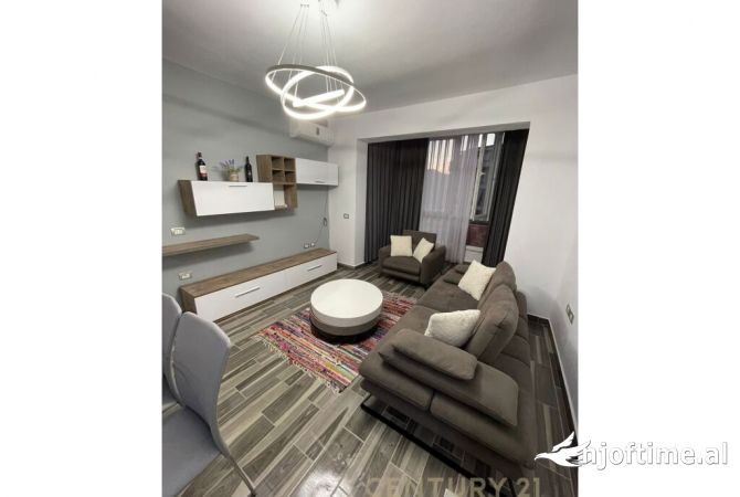 Shtepi me qera 1+1 ne Tirane - 550 Euro