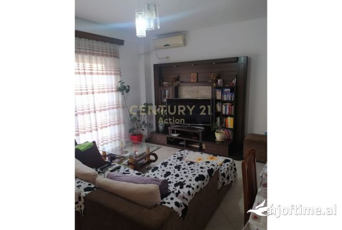 Shtepi ne shitje 1+1 ne Tirane - 120,000 Euro