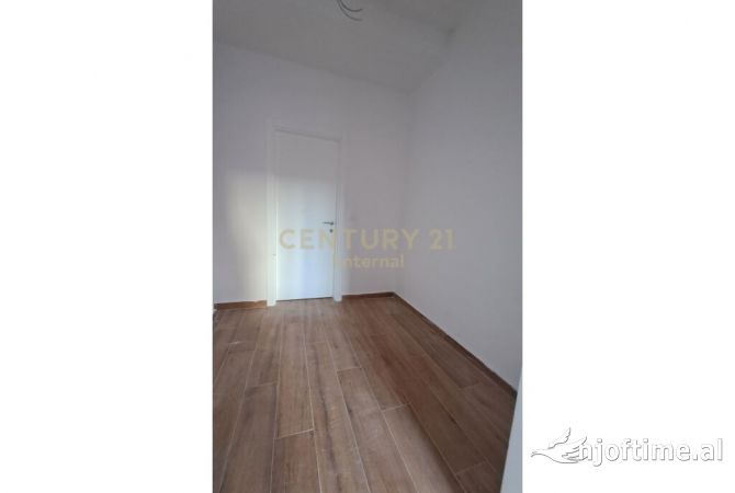 Duplex 4+1 per qira tek Garden Building