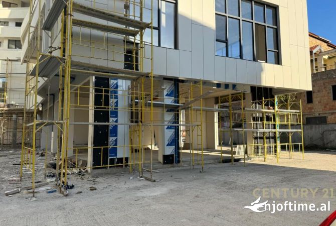 Ambient biznesi me qera 1+1 ne Tirane - 3,100 Euro