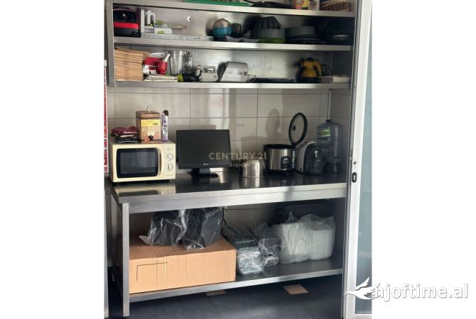 Ambient biznesi ne shitje 5+1 ne Tirane - 20,000 Euro