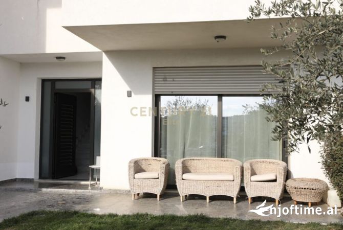 Shtepi me qera 2+1 ne Tirane - 1,700 Euro