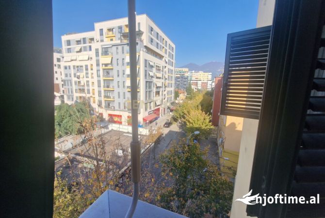 Shtepi me qera Apartament ne Tirane, 2+1, Mobilimi E mobiluar, Pagesa 550  Euro.