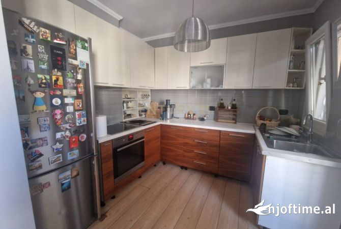Shtepi me qera 2+1 ne Tirane - 550 Euro