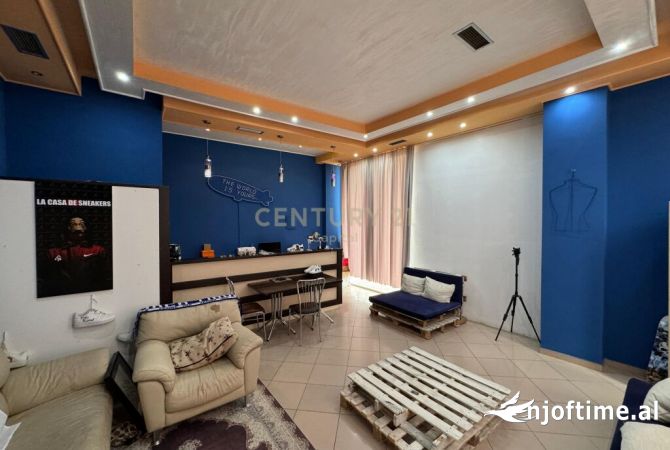 Ambient biznesi me qera 1+1 ne Tirane - 600 Euro