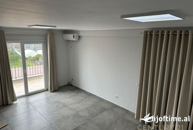 Ambient biznesi me qera 3+1 ne Tirane - 850 Euro