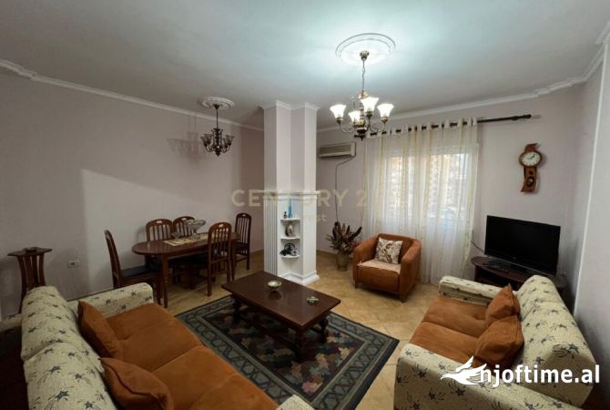 Shtepi me qera 2+1 ne Tirane - 600 Euro
