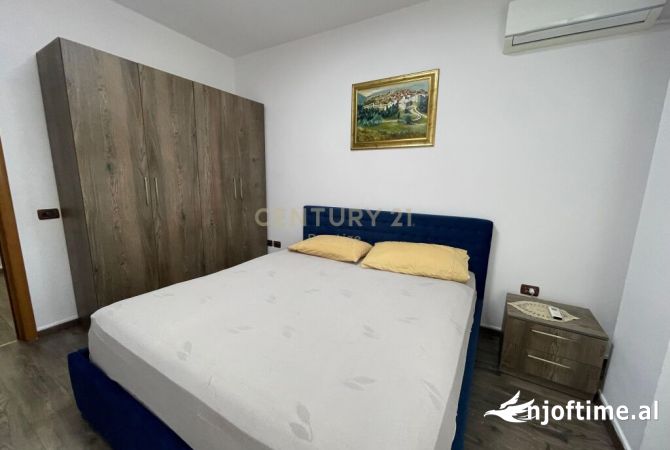 Shtepi me qera Apartament ne Tirane, 2+1, Mobilimi E mobiluar, Pagesa 700  Euro.