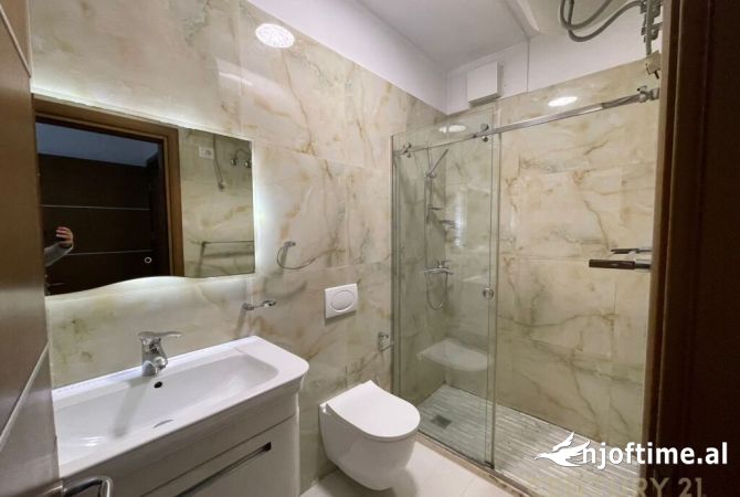 Shtepi me qera Apartament ne Tirane, 2+1, Mobilimi E mobiluar, Pagesa 500  Euro.