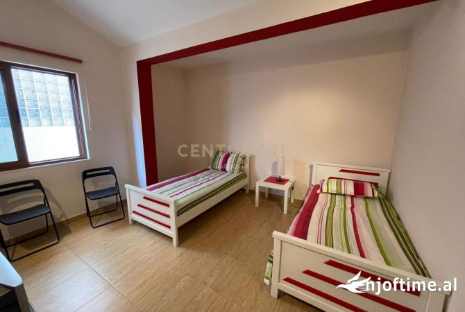 Shtepi me qera Apartament ne Tirane, 2+1, Mobilimi E mobiluar, Pagesa 600  Euro.
