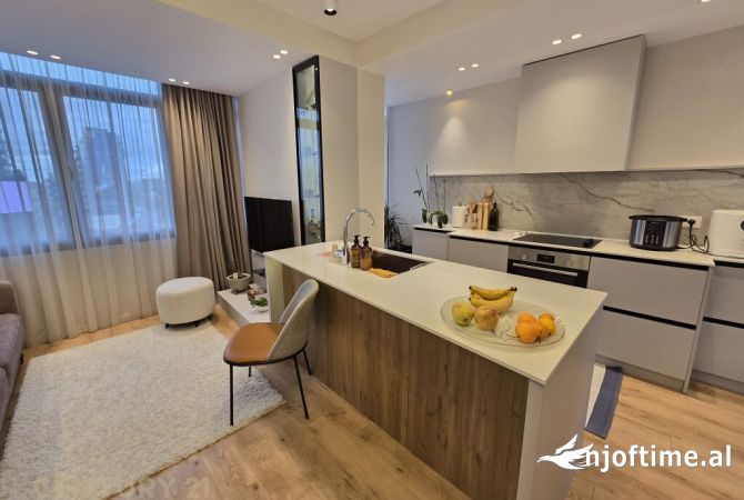 Shtepi me qera 1+1 ne Tirane - 800 Euro