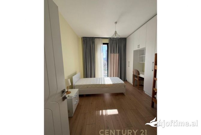 Shtepi me qera Apartament ne Tirane, 2+1, Mobilimi E mobiluar, Pagesa 1,000  Euro.
