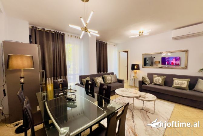 Shtepi me qera 2+1 ne Tirane - 750 Euro