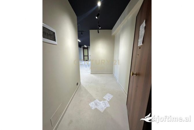 JAPIM ME QIRA AMBIENT PER ZYRA TEK TORRE DRINI !