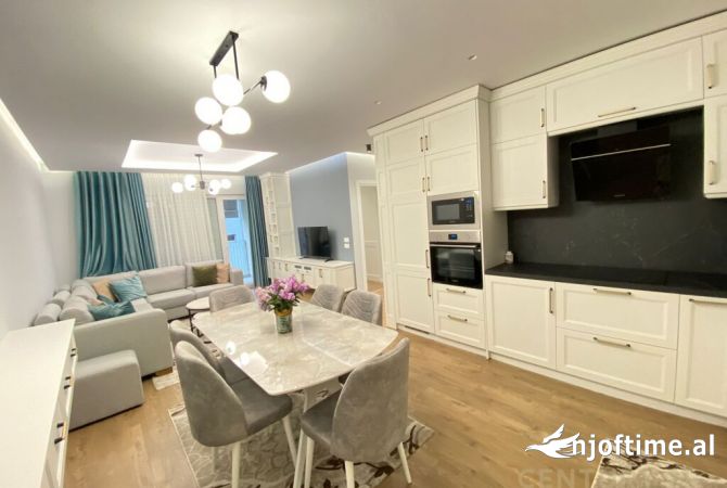 Shtepi me qera 2+1 ne Tirane - 1,200 Euro