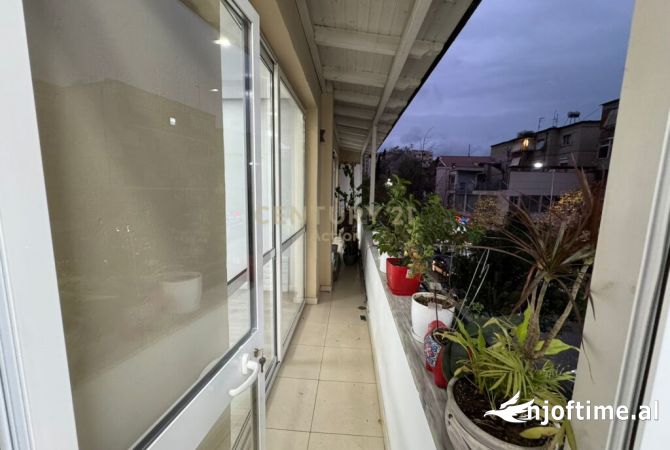 JEPET ME QIRA NJESI PER KLINIKE DENTARE, SHKOLLA E BALETIT!