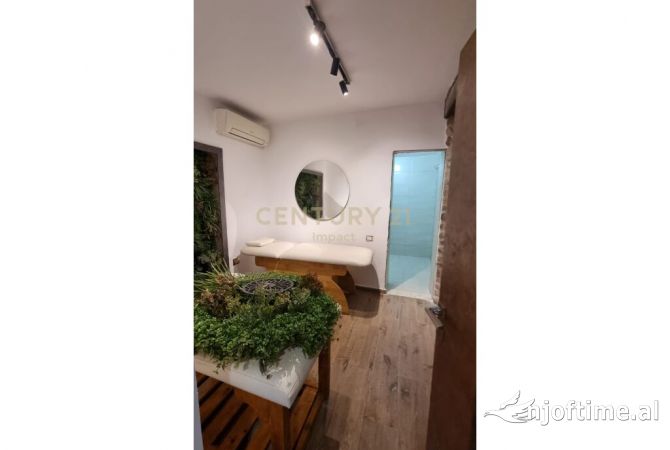 Ambient biznesi me qera 1+1 ne Tirane - 1,200 Euro