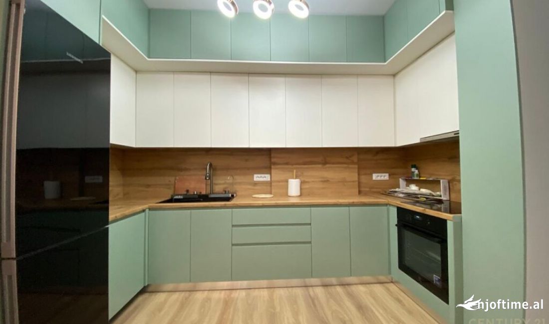 Shtepi me qera Apartament ne Tirane, 2+1, Mobilimi E mobiluar, Pagesa 720  Euro.