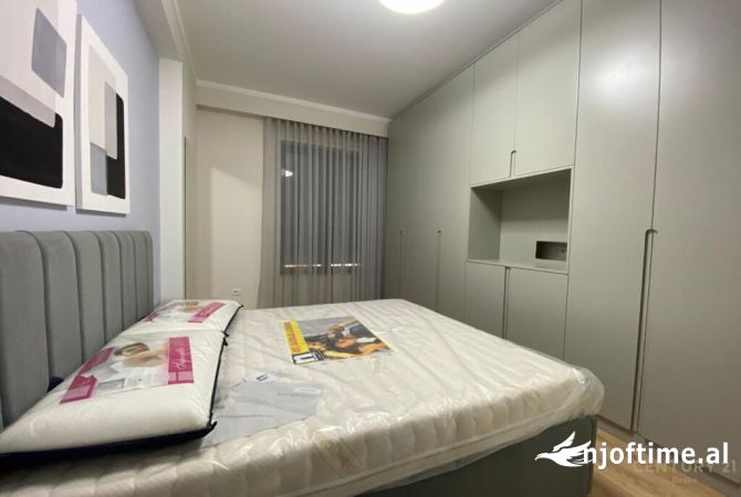 Shtepi me qera Apartament ne Tirane, 2+1, Mobilimi E mobiluar, Pagesa 720  Euro.