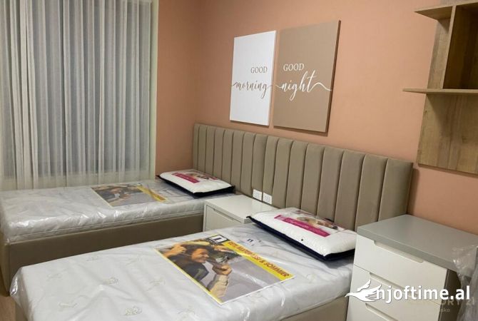 Shtepi me qera Apartament ne Tirane, 2+1, Mobilimi E mobiluar, Pagesa 720  Euro.