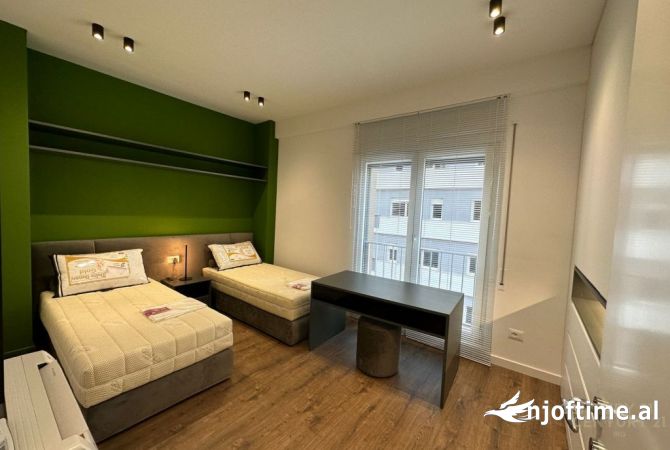 Shtepi me qera Apartament ne Tirane, 2+1, Mobilimi E mobiluar, Pagesa 1,000  Euro.