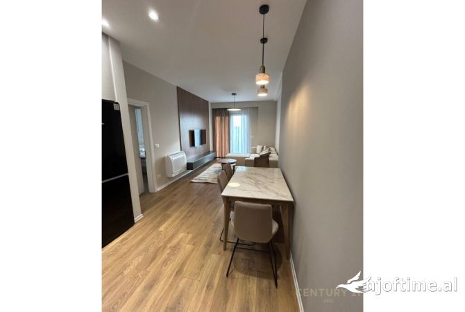 Shtepi me qera 1+1 ne Tirane - 1,000 Euro