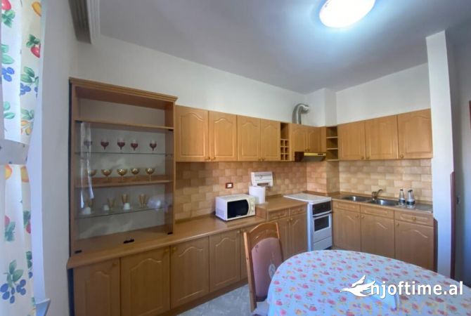 Shtepi ne shitje 3+1 ne Tirane - 216,600 Euro