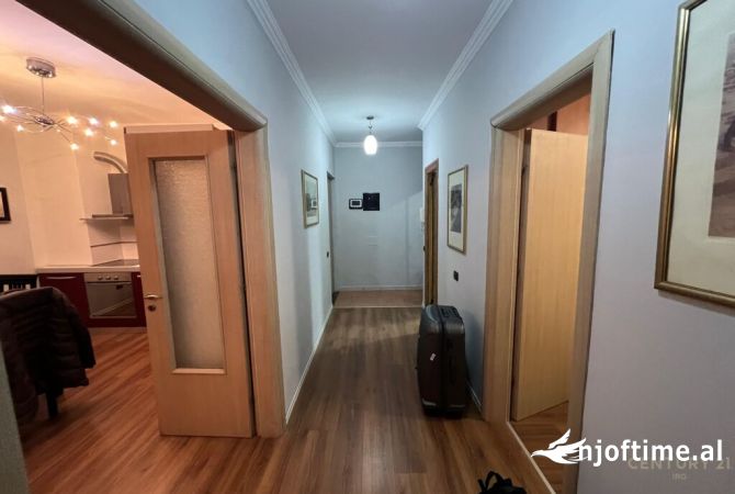 Shtepi me qera 2+1 ne Tirane - 750 Euro