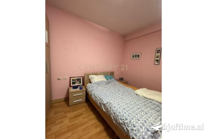 Shtepi me qera 1+1 ne Tirane - 600 Euro