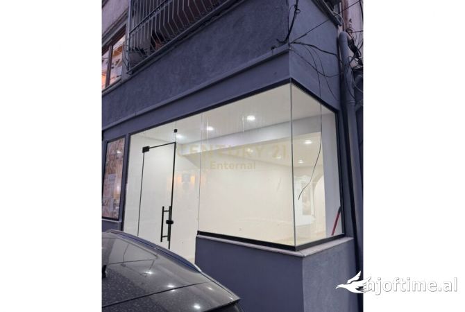Ambient biznesi me qera 1+1 ne Tirane - 650 Euro