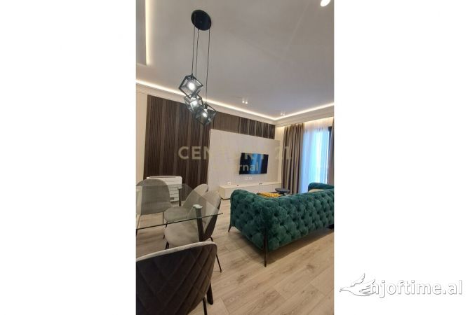 Shtepi me qera 2+1 ne Tirane - 1,500 Euro