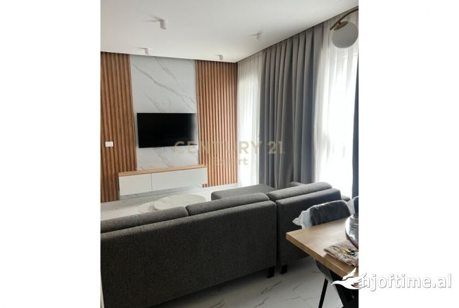 Shtepi me qera Apartament ne Tirane, 2+1, Mobilimi E mobiluar, Pagesa 800  Euro.