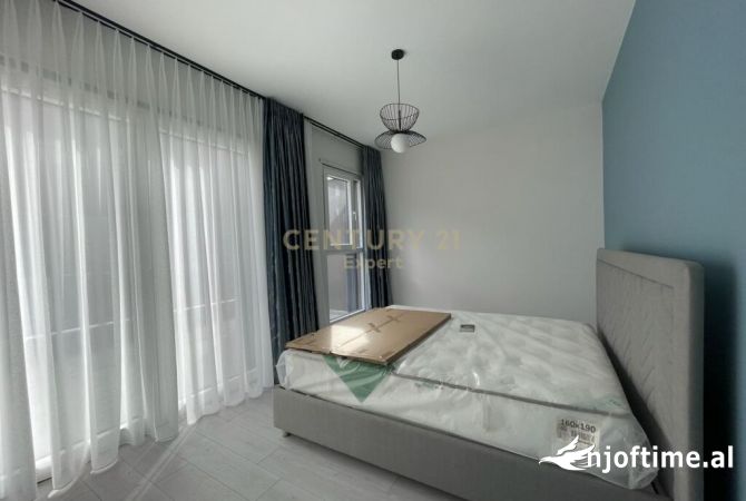 Shtepi me qera Apartament ne Tirane, 2+1, Mobilimi E mobiluar, Pagesa 800  Euro.