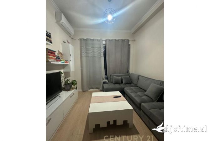 Shtepi ne shitje 1+1 ne Tirane - 140,000 Euro