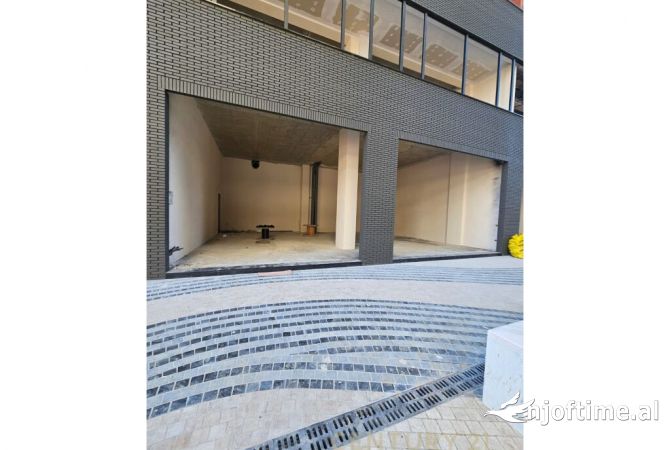 Ambient biznesi me qera 1+1 ne Tirane - 3,500 Euro