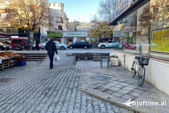 Prane Sheshit Willson japim me qira njesi komerciale