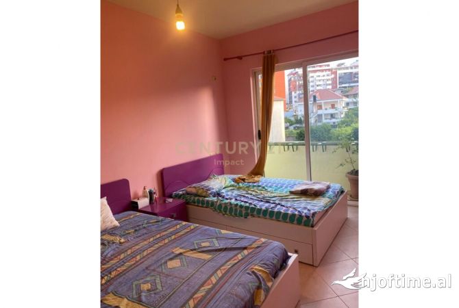 Shtepi ne shitje 2+1 ne Tirane - 120,000 Euro