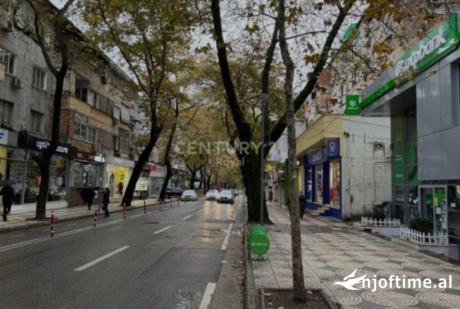 Ambient biznesi me qera 1+1 ne Tirane - 2,500 Euro
