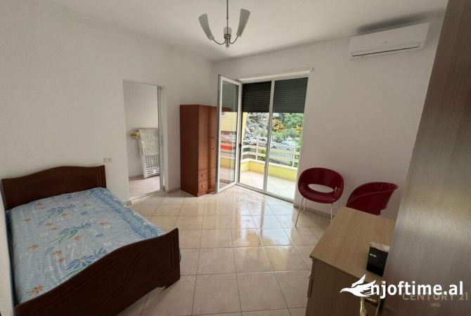 Shtepi me qera Apartament ne Tirane, 2+1, Mobilimi E mobiluar, Pagesa 650  Euro.