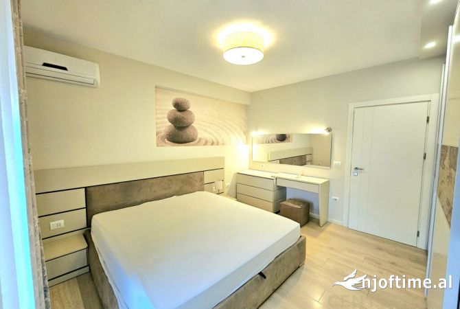Shtepi me qera Apartament ne Tirane, 1+1, Mobilimi E mobiluar, Pagesa 600  Euro.